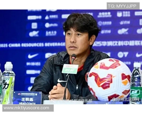 徐正源暂停与蓉城续约或将重返K联赛引发关注 徐正源暂停与蓉城续约或将重返K联赛引发关注